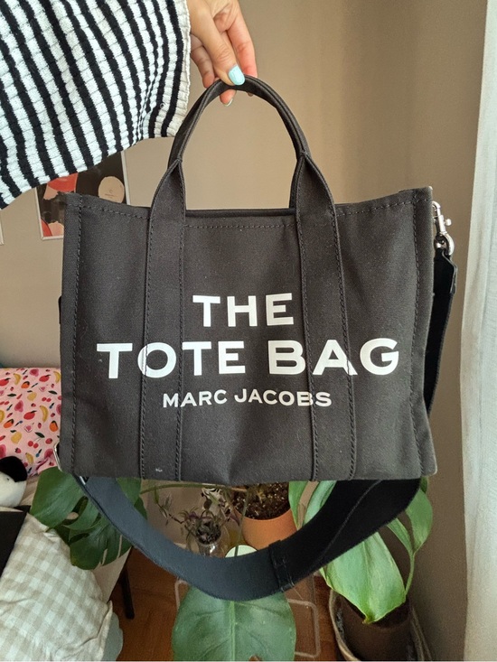 Marc Jacobs Handbags - Marc Jacobs The Tote Bag